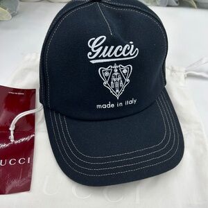 Unisex, Gucci, cotton, baseball hat, size small adjustable to medium, made Italy